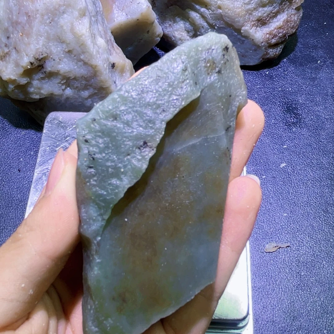 未镶嵌和田玉珠宝半成品