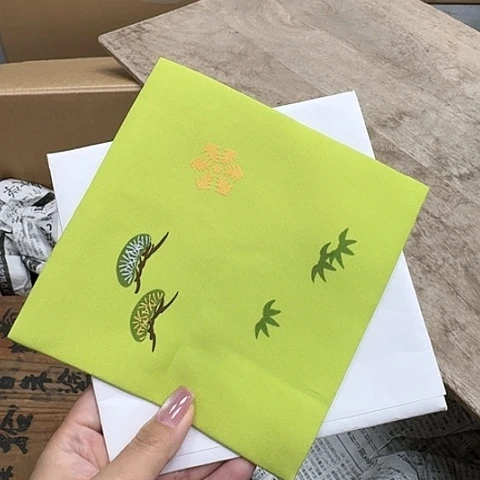 精品摆件。