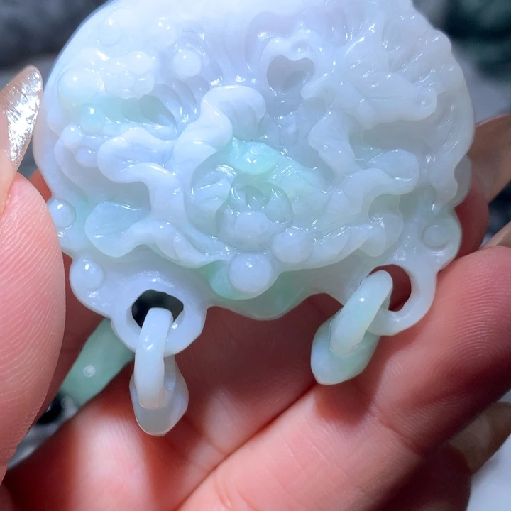 翡翠未镶嵌颈饰保真天然A货翡翠