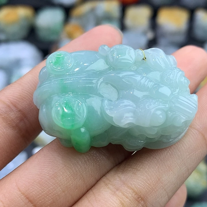 颈饰未镶嵌翡翠天然缅甸翡翠