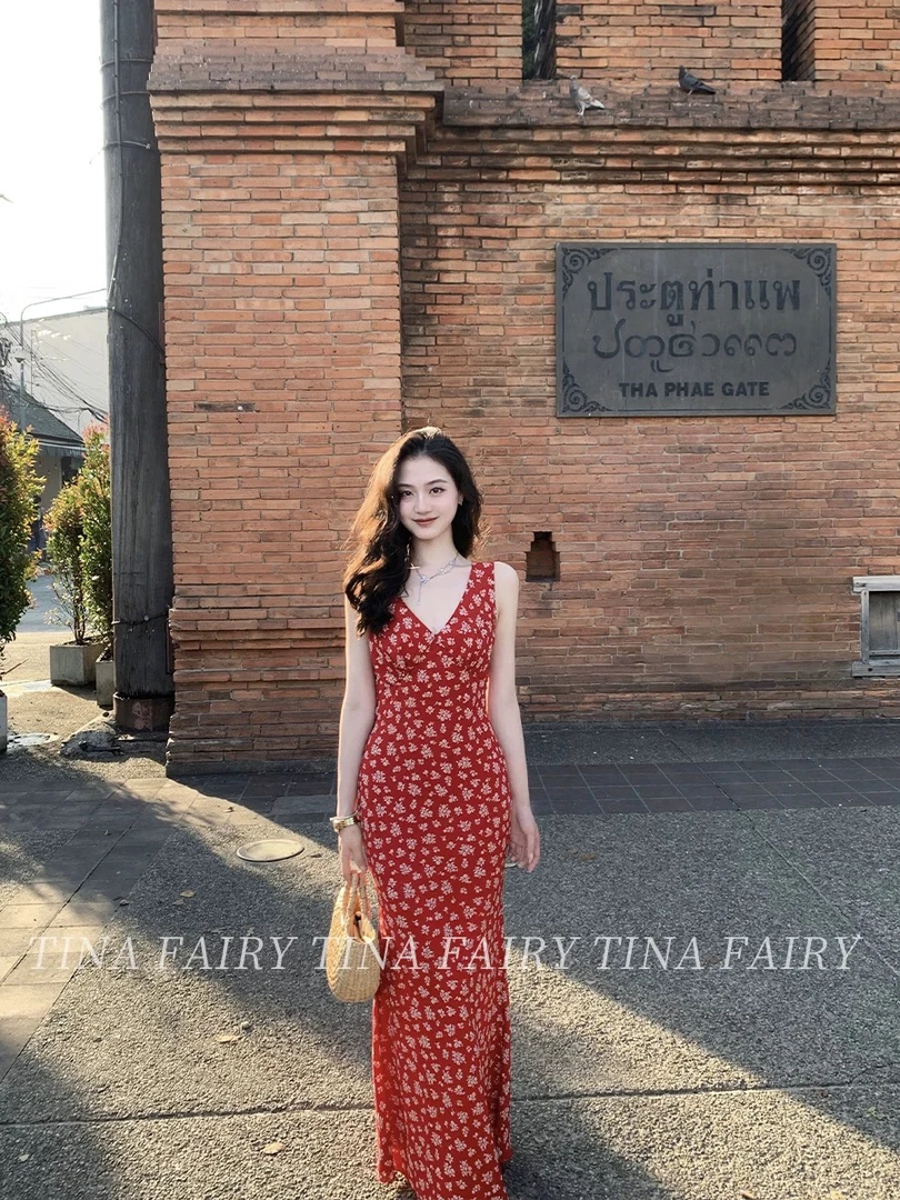 tina fairy/“春天要穿碎花”，碎花裙红色/藏青色，两色