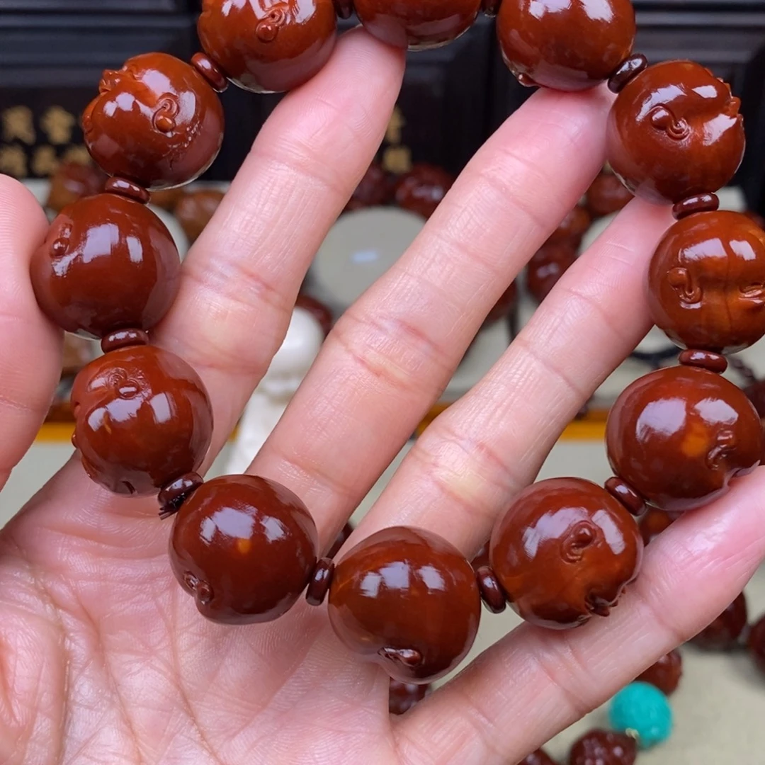 自***风橄榄核吊坠人生百态