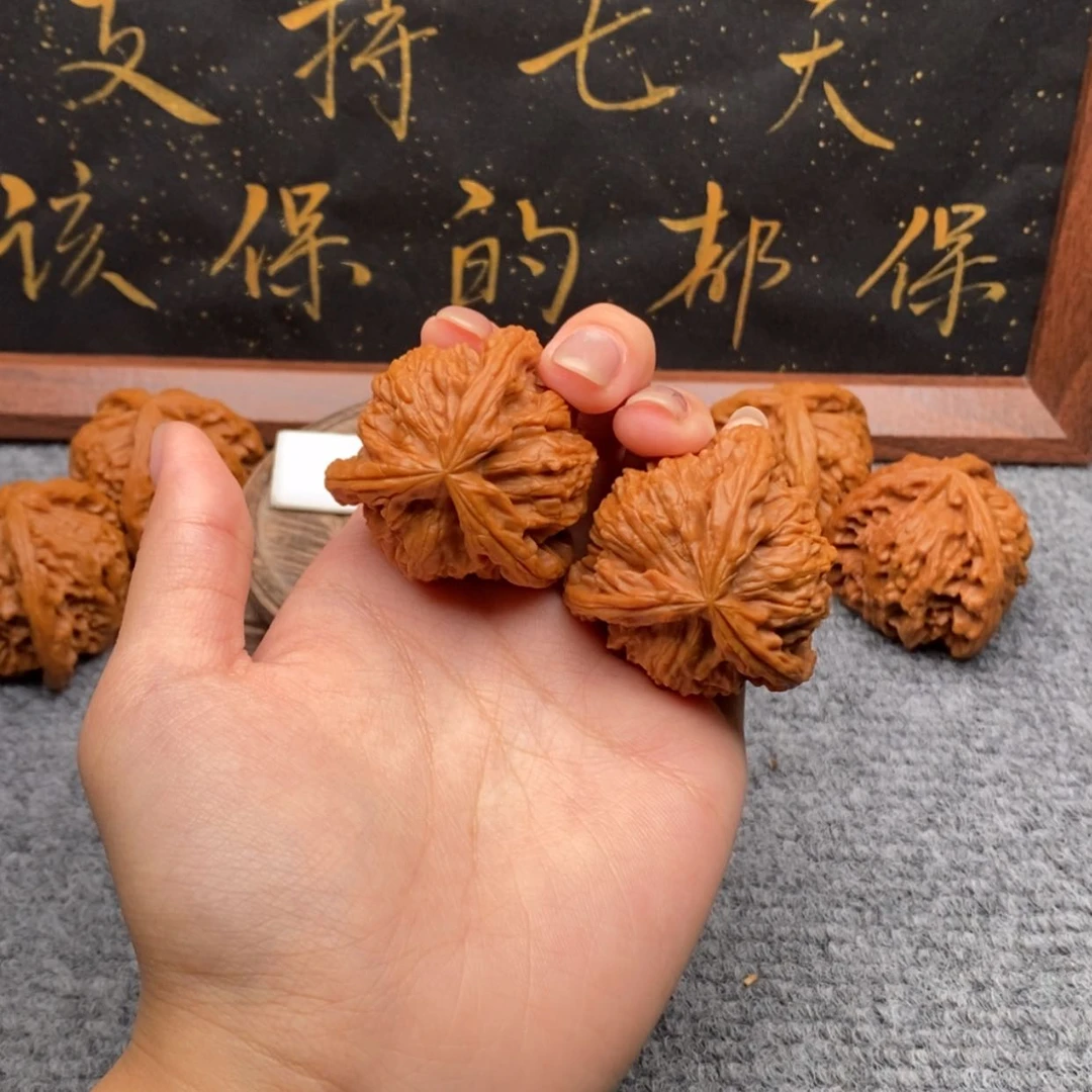 【闪购商品】把件文玩核桃官**爸