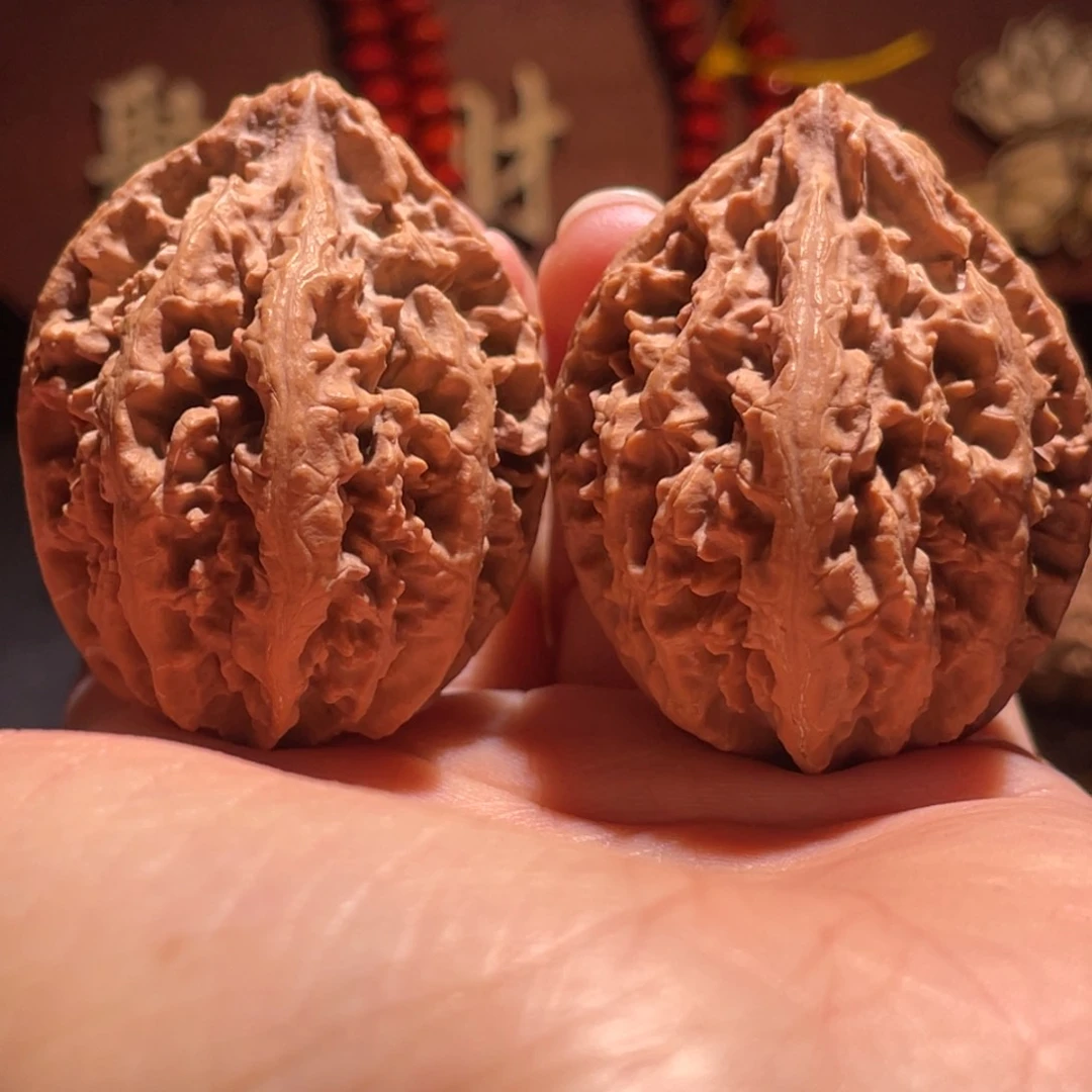 文玩核桃把件火焰龙脊33