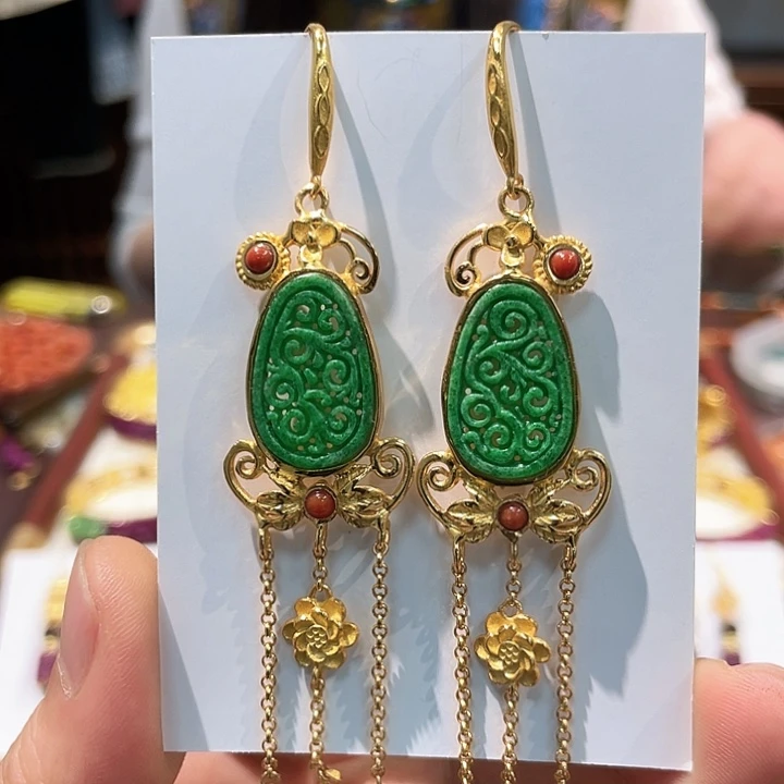 锦纶非金属满绿耳坠