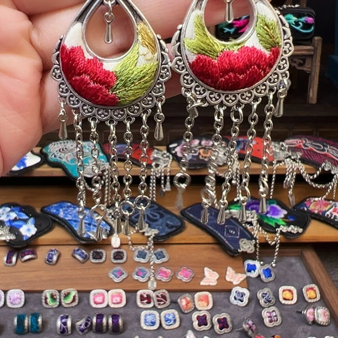 织绣手工刺绣工艺品