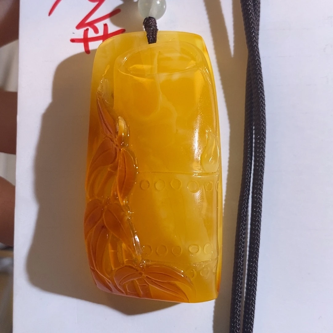 定制琥珀未镶嵌蜜蜡