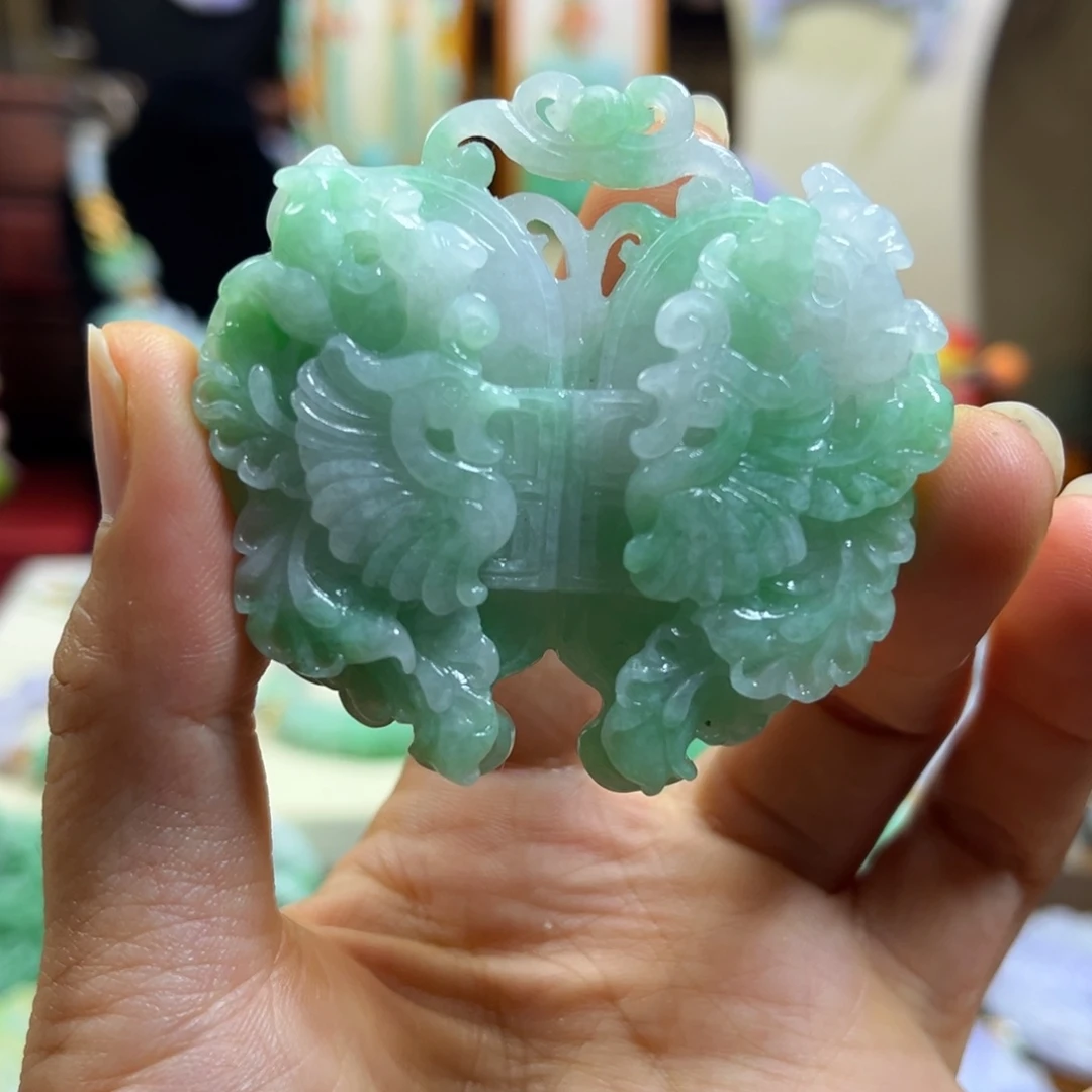 翡翠未镶嵌颈饰天然翡翠