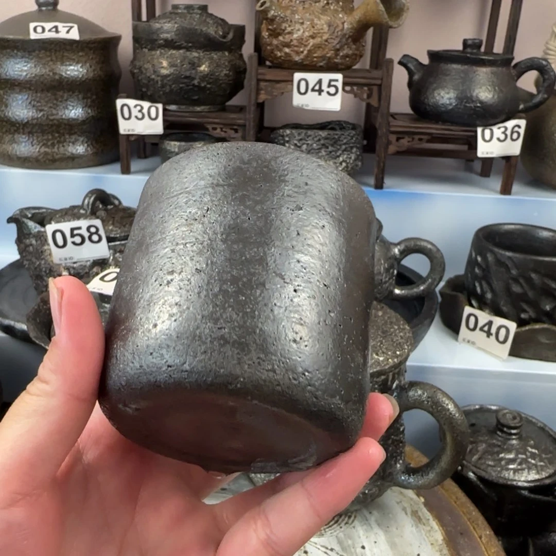 J***x荥经黑砂窑变主人杯