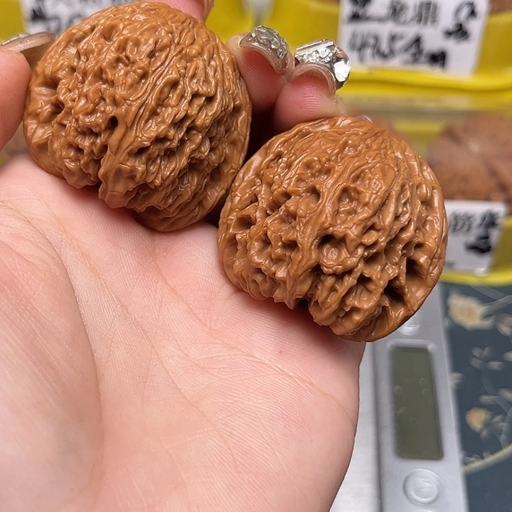 吊坠桃核41-30903-02