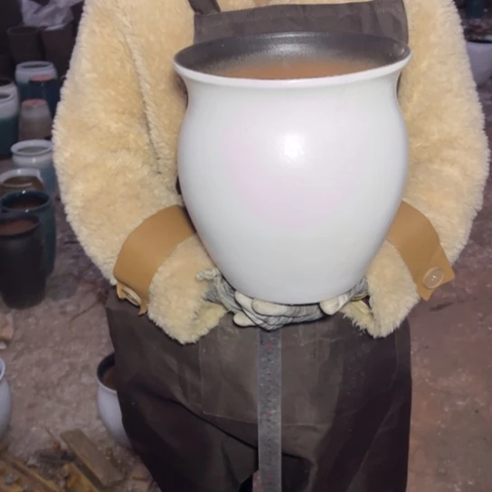 红陶口21高24瑕疵