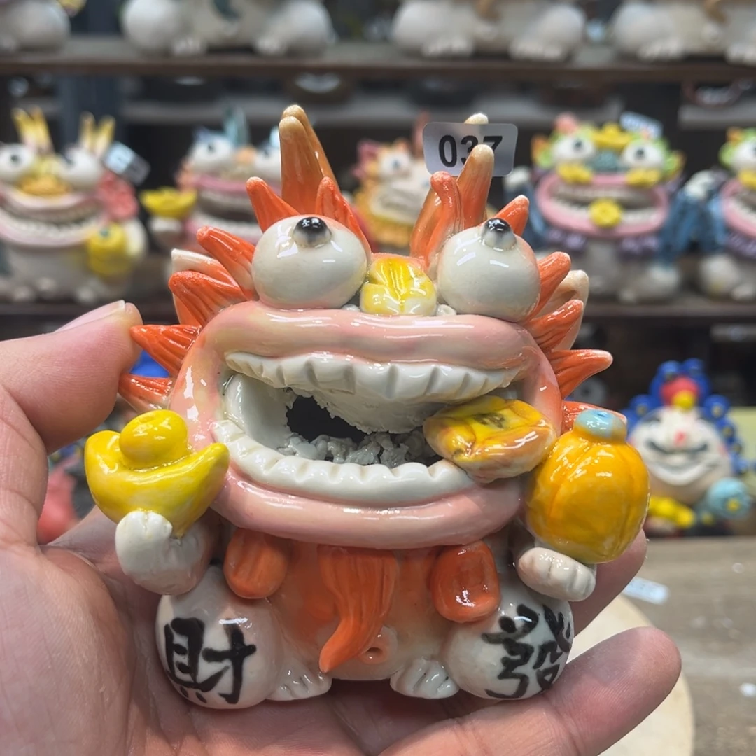 陶瓷纯手工抽象陶瓷摆件037