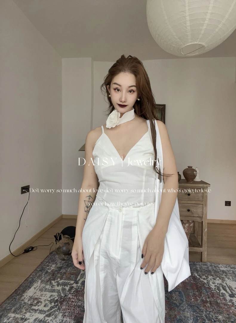 Daisy 春夏洋气吊带长裤套装