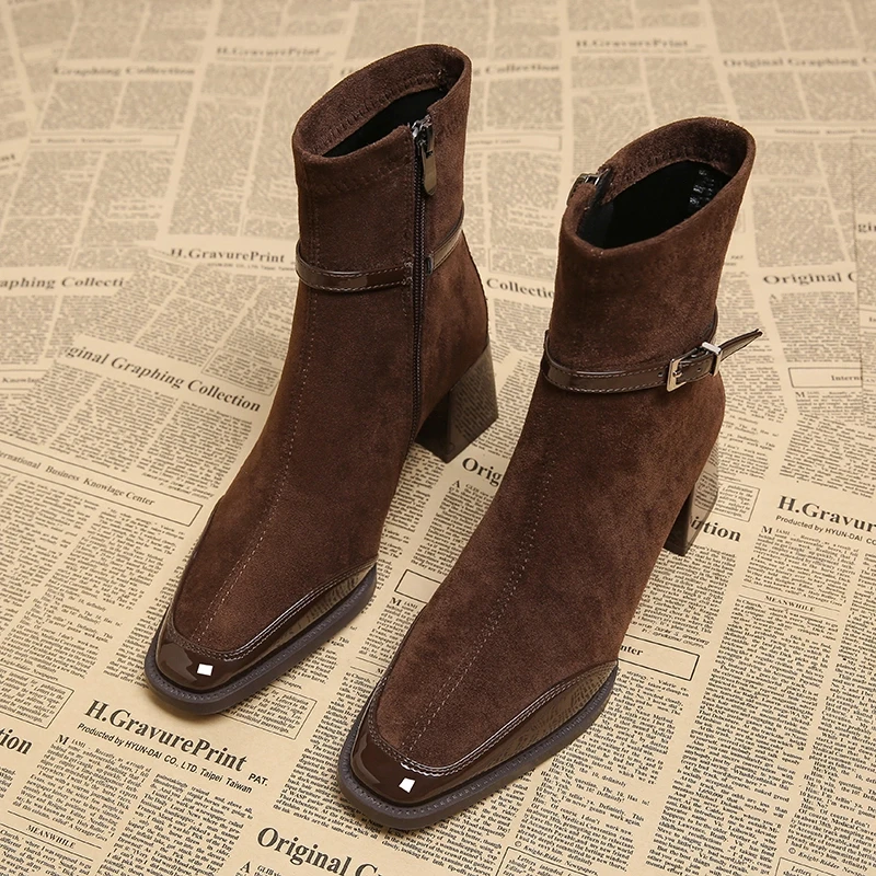 万达撤柜秋冬高级感尖头高跟短靴女小个子绒面瘦瘦靴洋气粗跟单靴