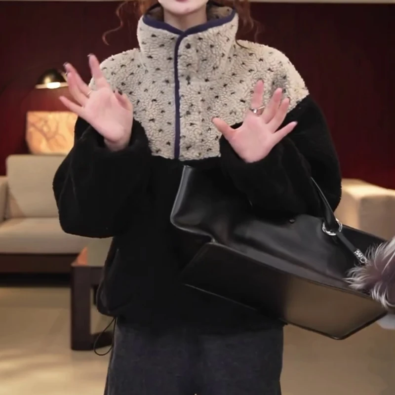 休闲百搭上衣2026秋冬新款韩版洋气减龄立领波点长袖摇粒绒卫衣女