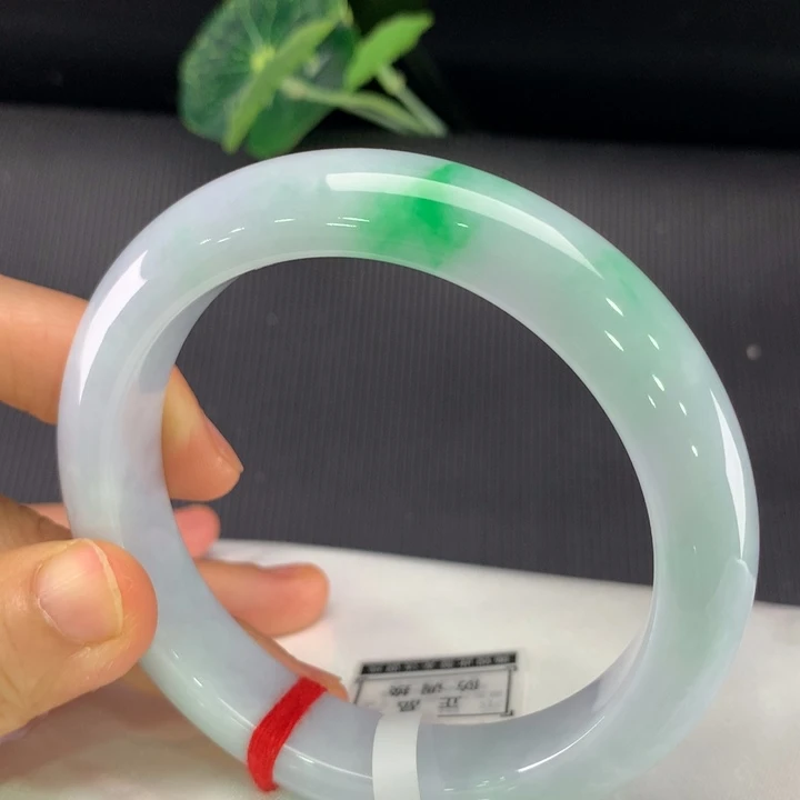 翡翠手镯未镶嵌正圈61