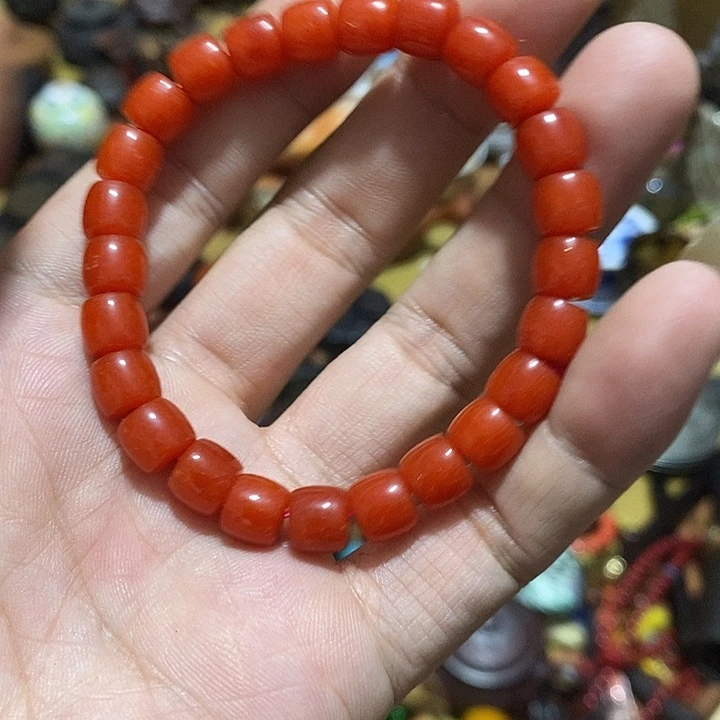 水晶观世音菩萨瓷器制作工艺精湛精巧