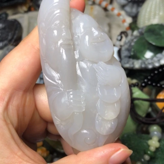 和田玉未镶嵌把件