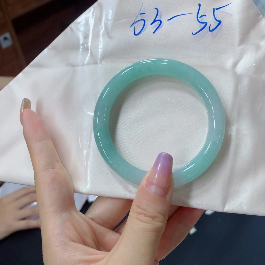 未镶嵌手镯翡翠买断