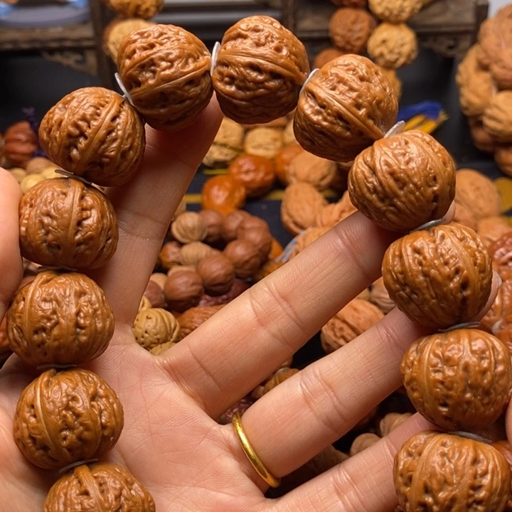 【闪购商品】手串文玩核桃宁***@珊瑚纹元宝手持