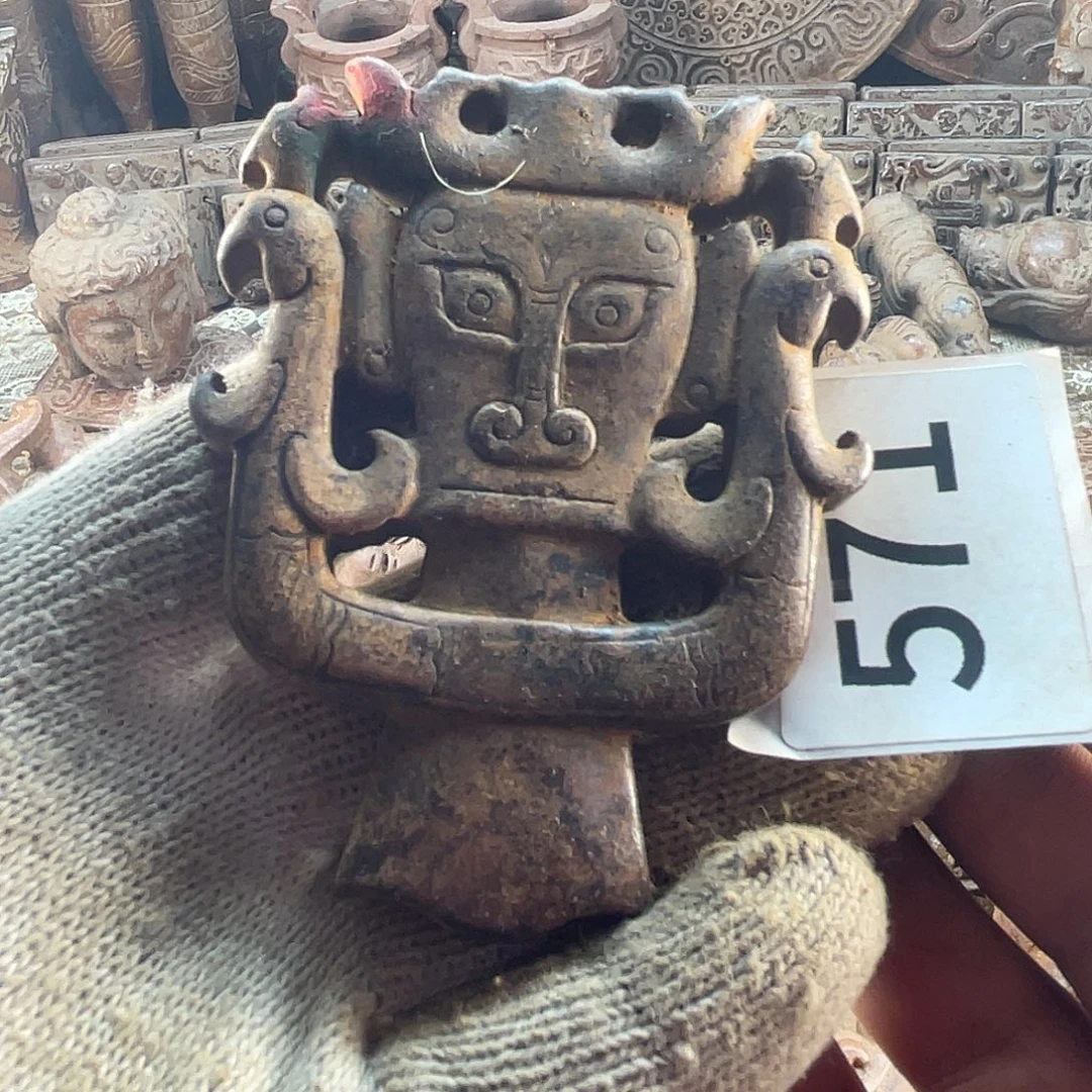 和田玉（糖玉）未镶嵌挂件