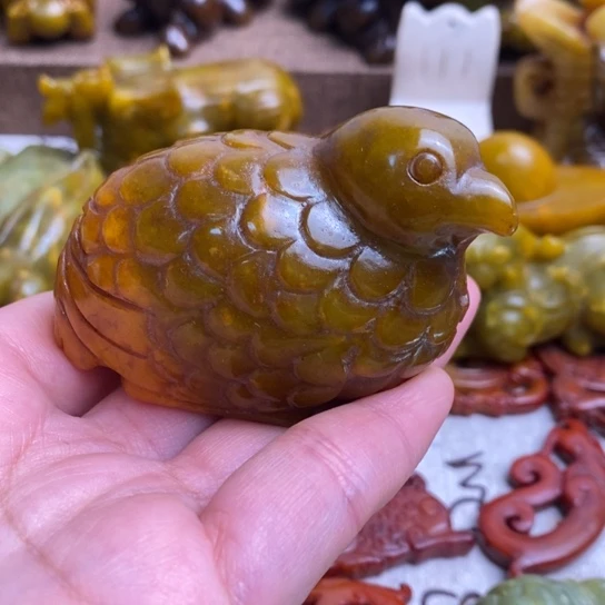 蛇纹石玉未镶嵌颈饰91