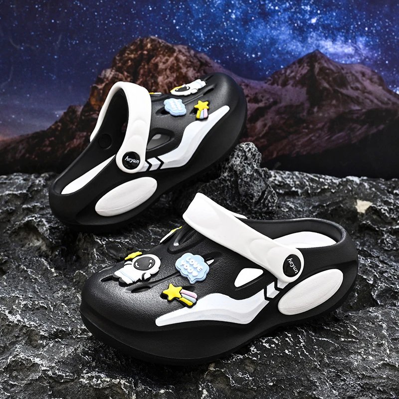 儿童洞洞鞋男童拖鞋夏季新款凉鞋防滑中大童男孩凉拖鞋外穿沙滩鞋