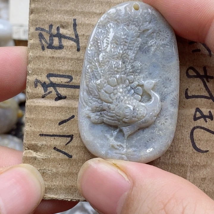 颈饰未镶嵌硅化珊瑚（珊瑚玉）用****1
