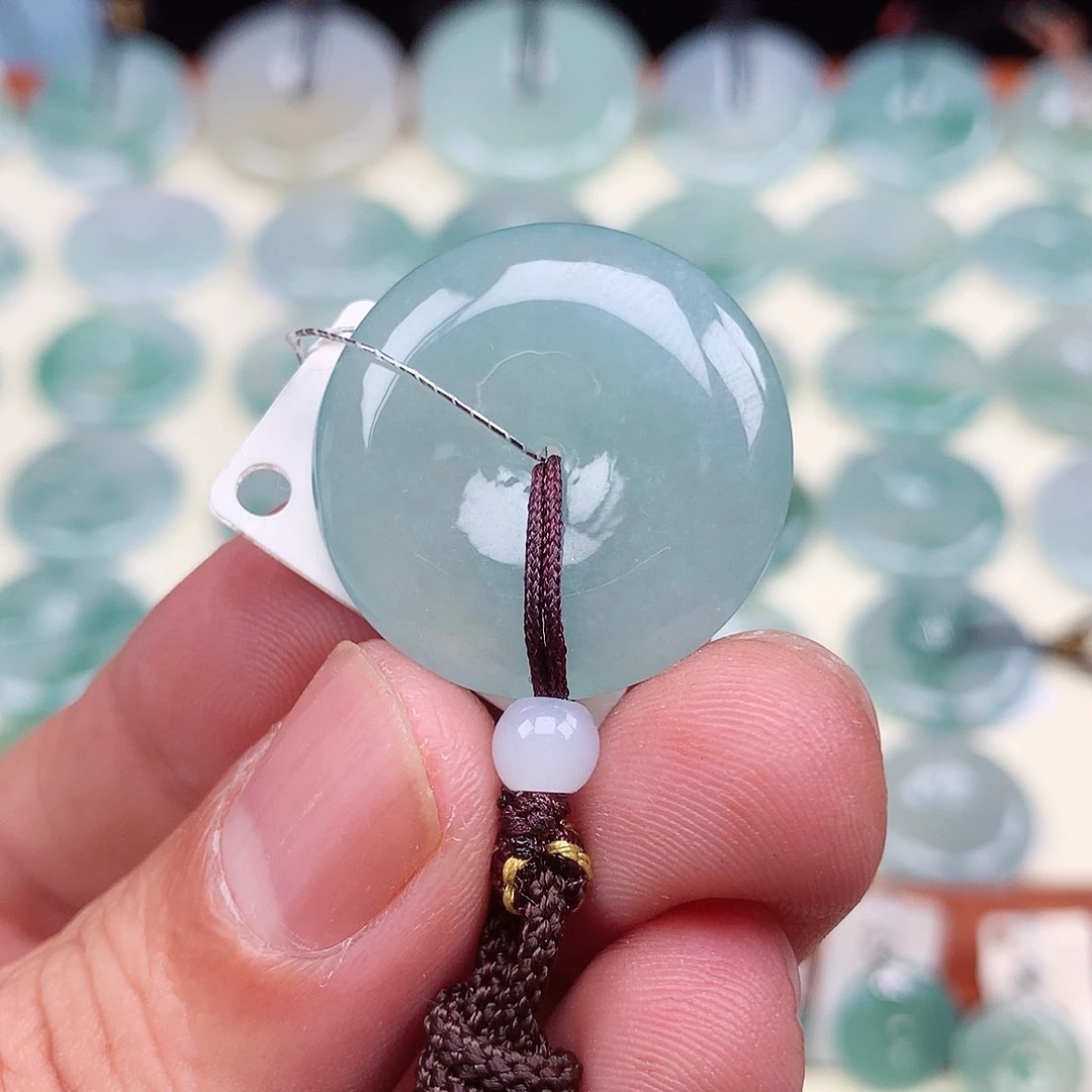 颈饰未镶嵌翡翠25.7-6.0mm