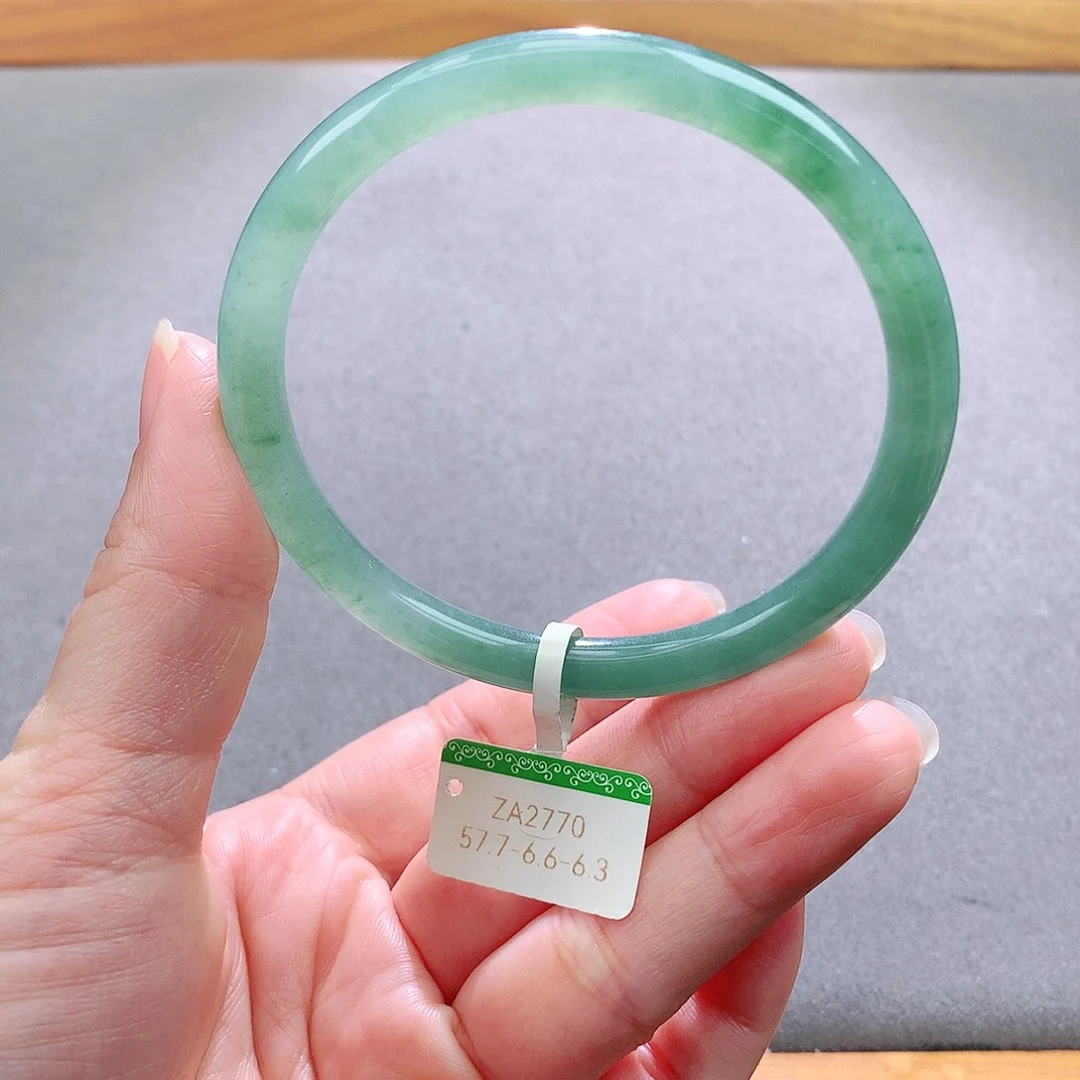 未镶嵌手镯翡翠天然翡翠手镯a货