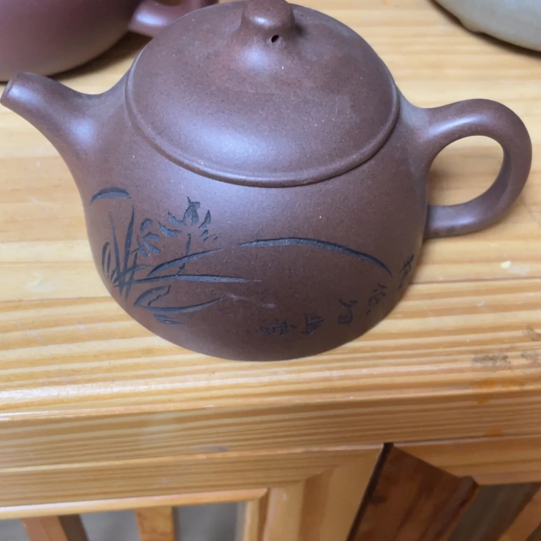 茶壶底槽青紫砂艺术作品