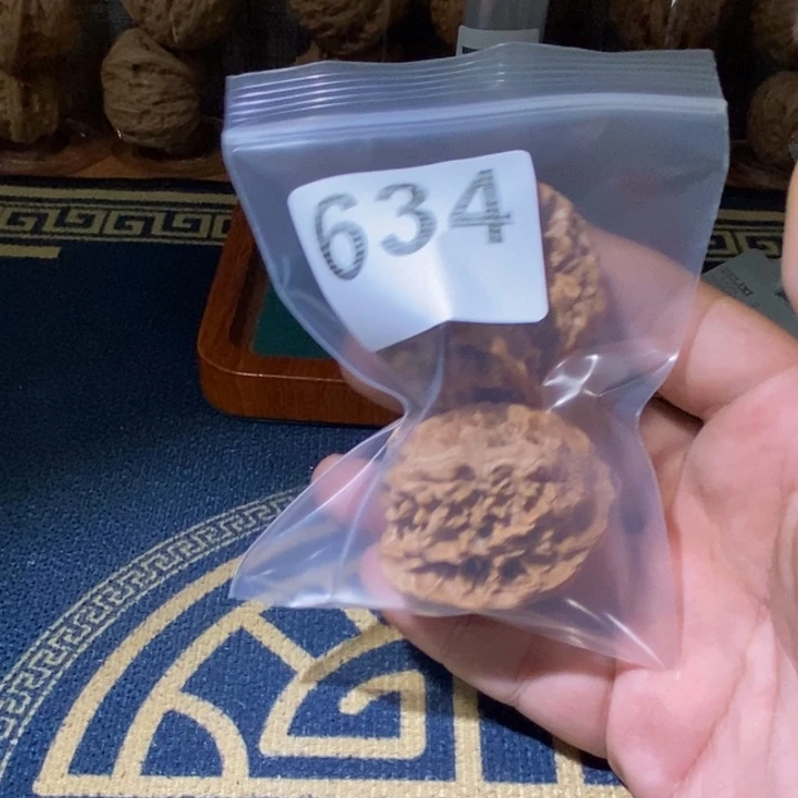 吊坠文玩核桃苹果634