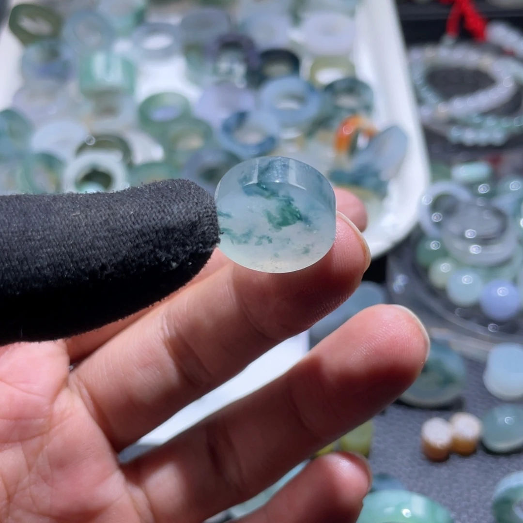 遛***狗未镶嵌定制翡翠天然翡翠