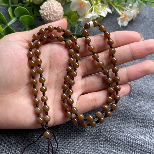 天然和田玉新疆且末红糖6mm经典圆珠项链绳纯手工编织周长60厘米