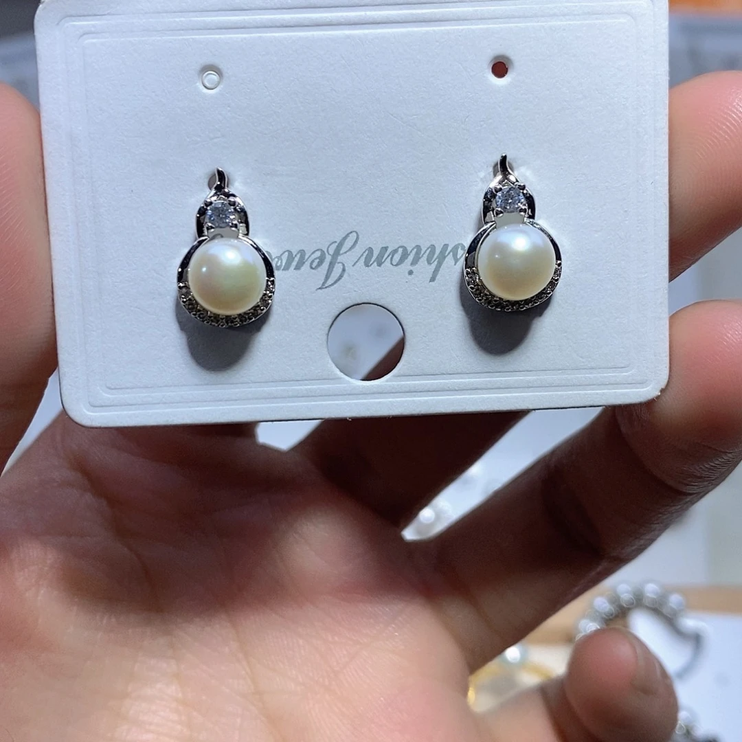 耳饰未镶嵌淡水珍珠