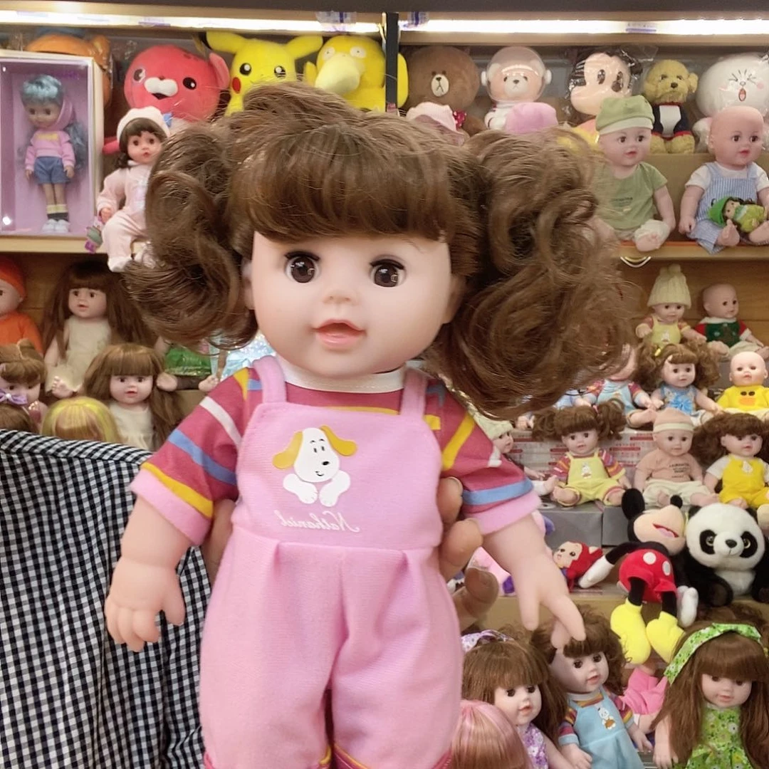 塑料软糖胶娃娃玩具