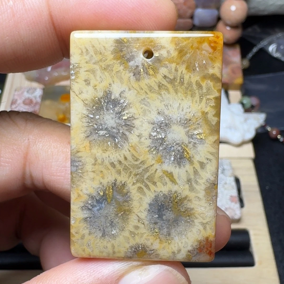 硅化玉未镶嵌纯天然色有机玉石保真色特价