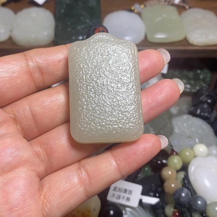 和田玉未镶嵌珠宝奇石