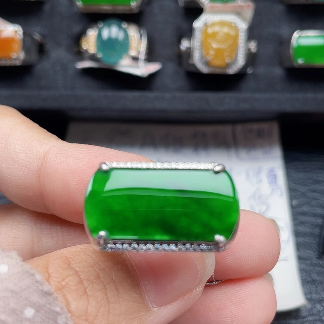 银S925镶嵌戒指翡翠天然a货翡翠没运费险2583