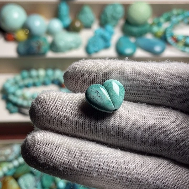 绿松石未镶嵌绿松石