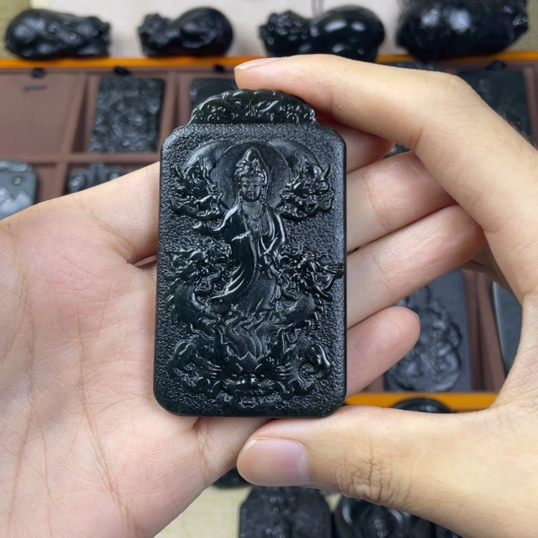 招***宝颈饰未镶嵌和田玉（青玉）