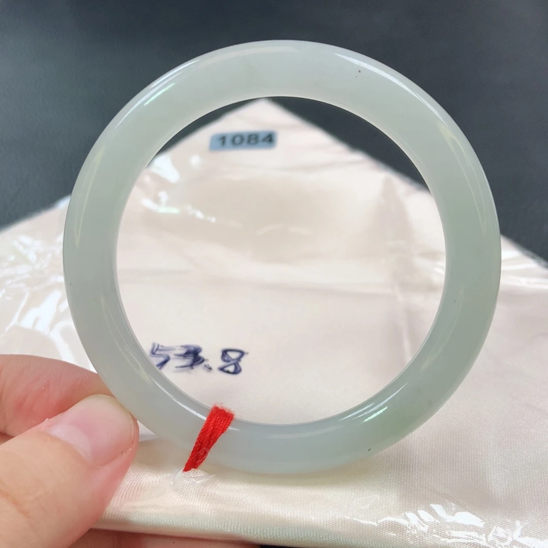 翡翠手镯未镶嵌1084号