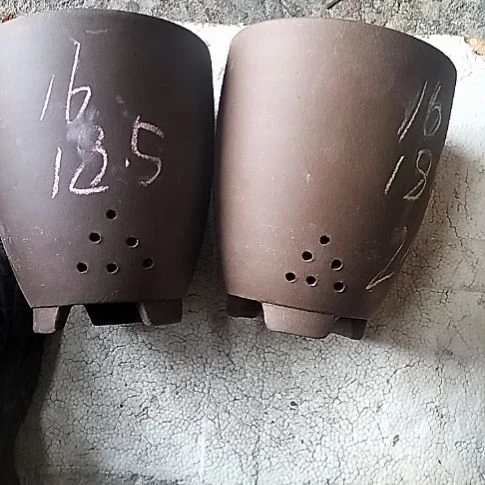 三角两个花盆瑕紫砂