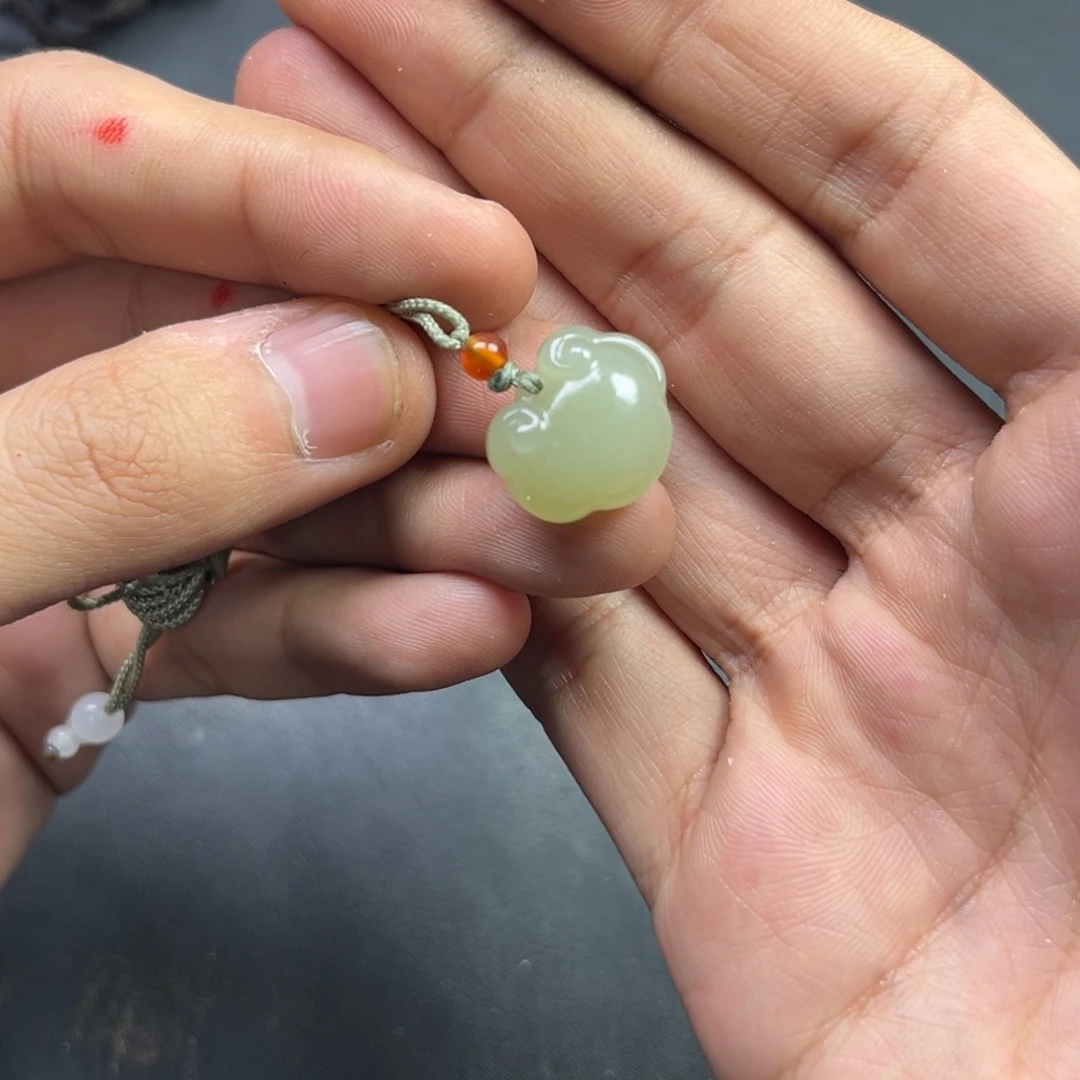 和田玉颈饰未镶嵌多样性手工钢板料如意锁