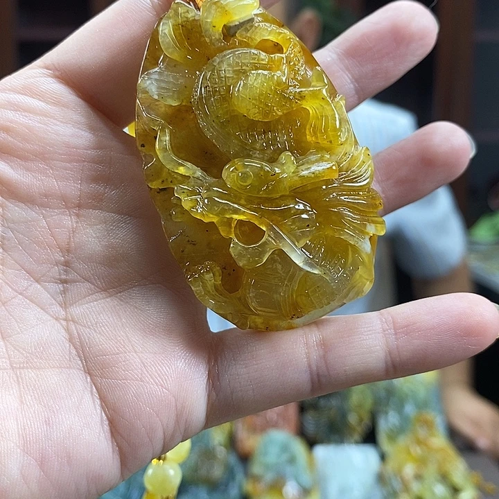 未镶嵌蛇纹石玉颈饰