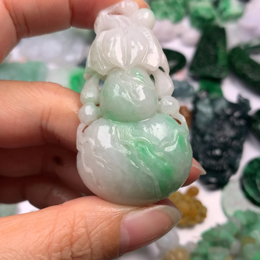 定制翡翠未镶嵌翡翠