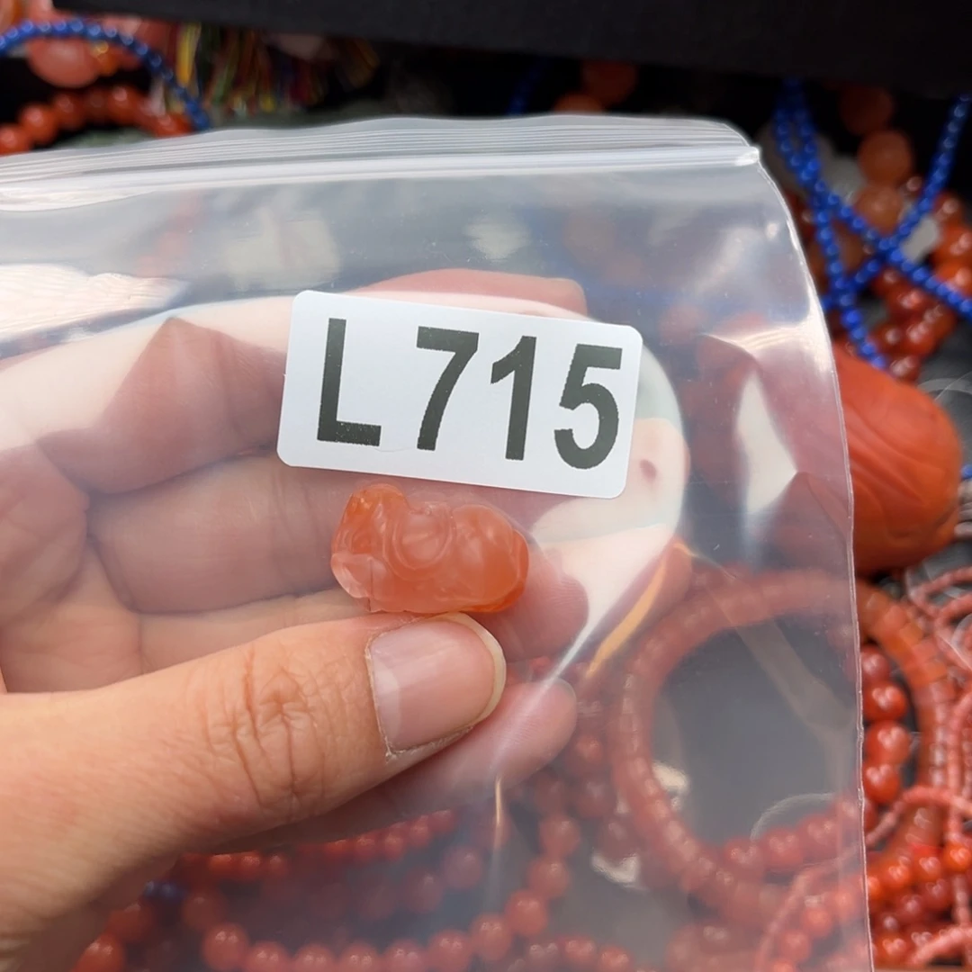 南红玛瑙珠宝奇石未镶嵌雪*城