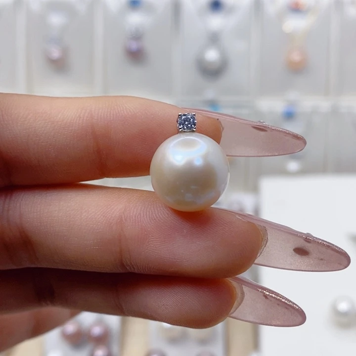 颈饰银S925镶嵌淡水珍珠