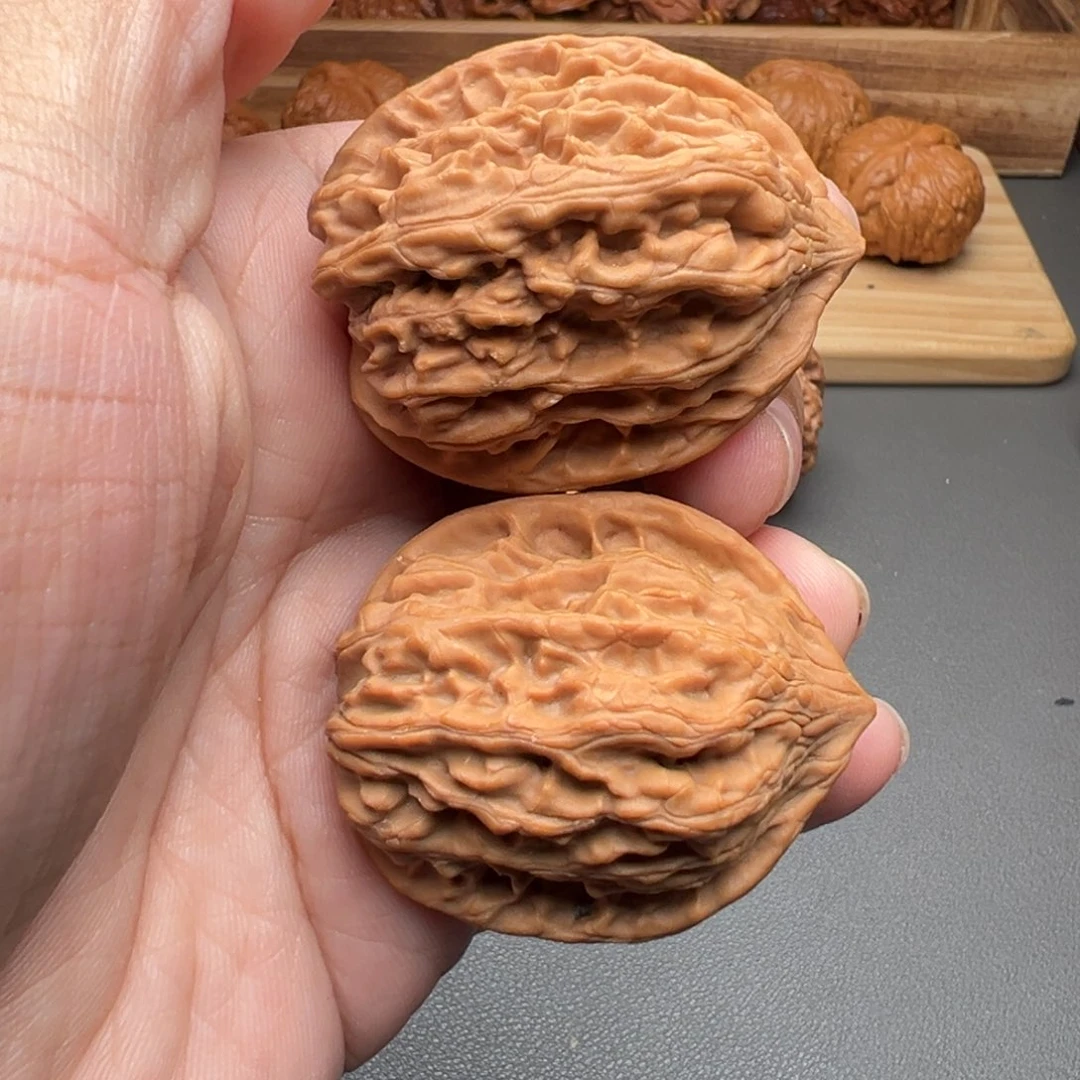 文玩核桃把件鸡心