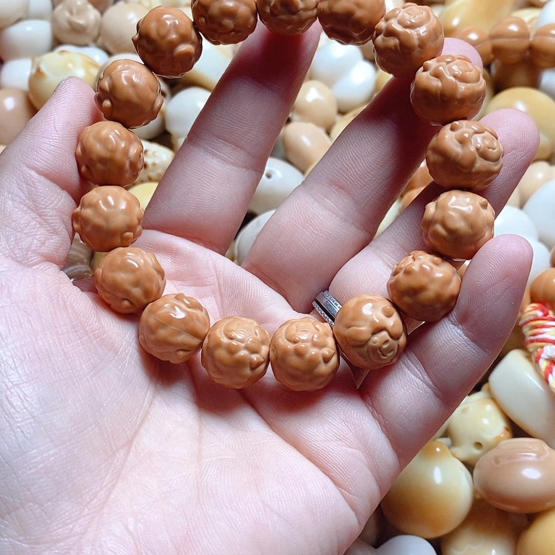 吊坠菩提根/象牙果全品云朵羊猴头手串